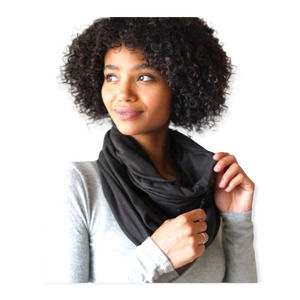 NWT BeyondYoga Infinity Scarf Zipper Pocket